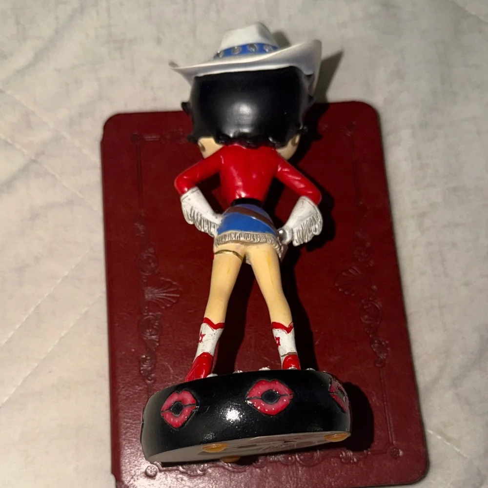 Betty Boop Cowgirl Figurine with White Hat and Red Outfit